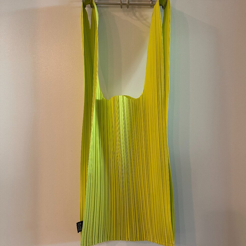 Pleats Please Issey Miyake Black Daily Pleats Tote